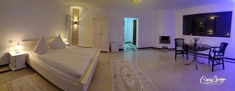 King Room image 2