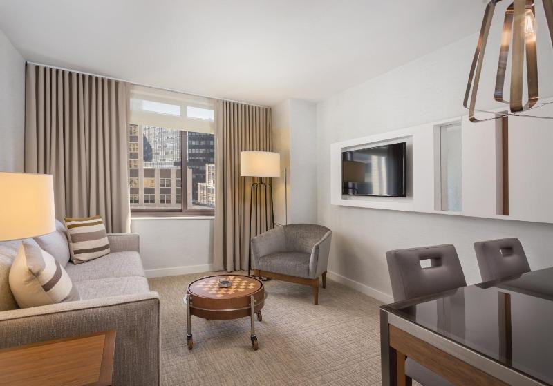 Wyndham Midtown 45 Hotel - image 3