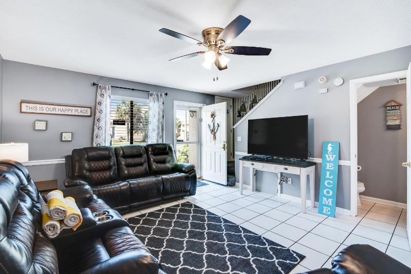 Two Bedroom House image 2