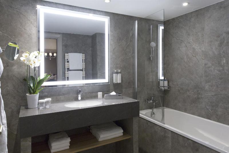 Privilege Suite image 4