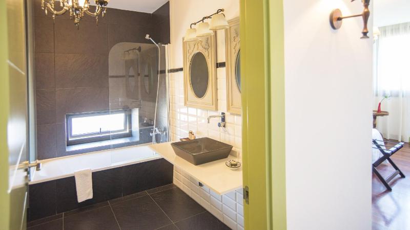 Superior Double Room with Terrace image 2