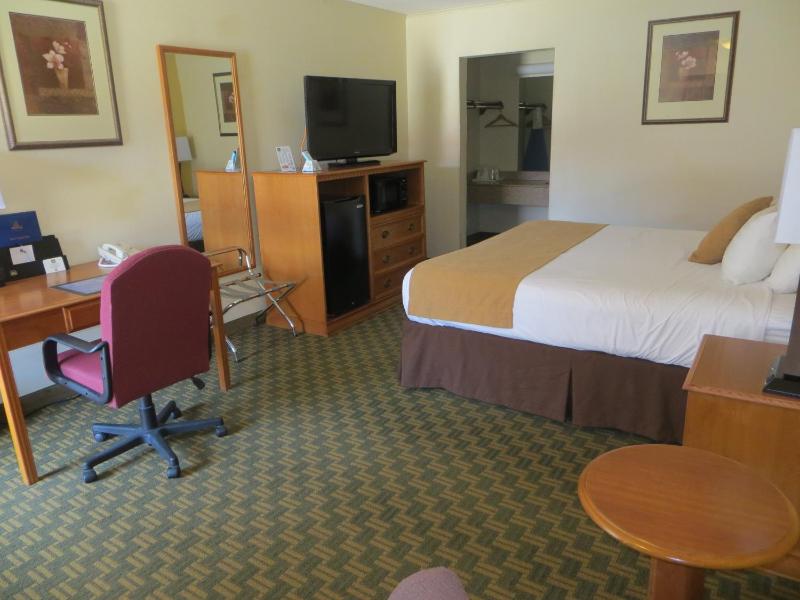 King Room image 4