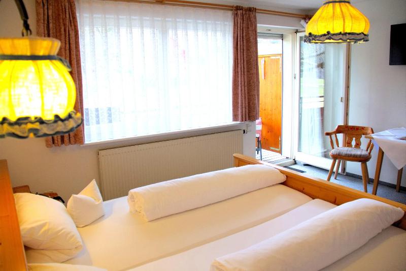 Double Room with Balcony image 1