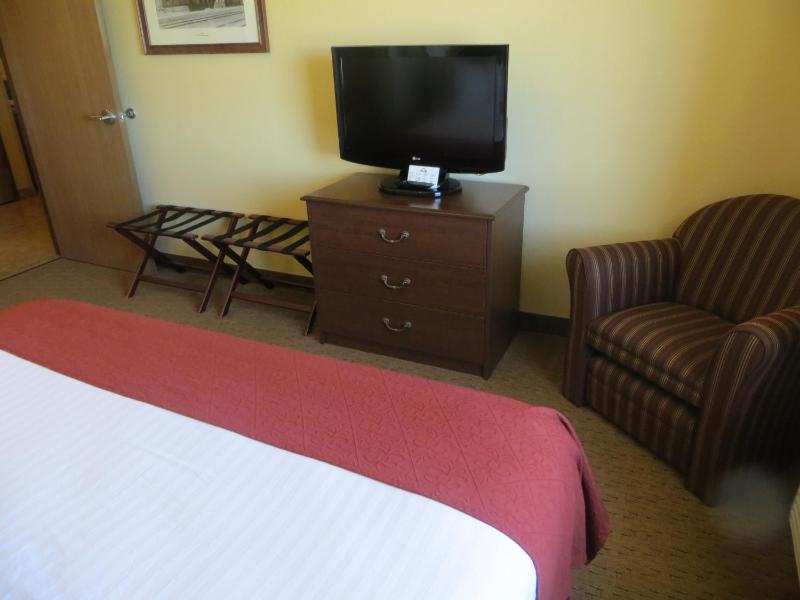 King Room - Non-Smoking image 2