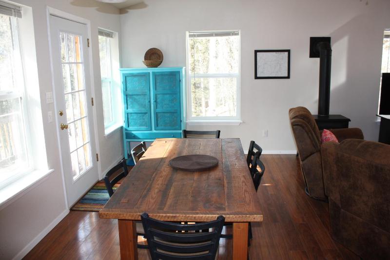Four-Bedroom Bungalow image 2