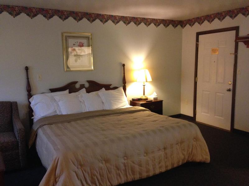 King Room image 2