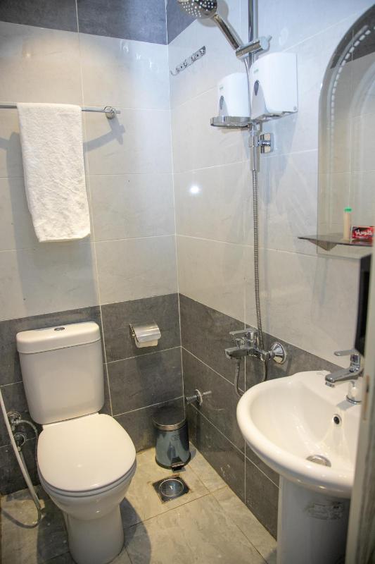 Regency inn - image 4