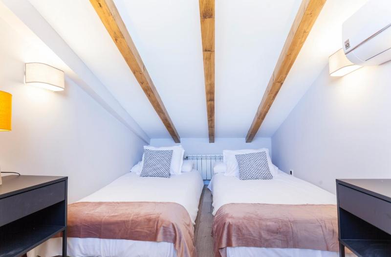 Two-Bedroom Apartment with Terrace image 4