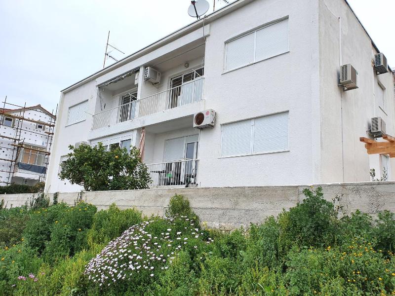 Two-Bedroom Apartment with Balcony and Sea View image 2