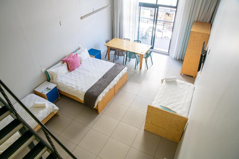 Mojo Hotel & Market - image 15