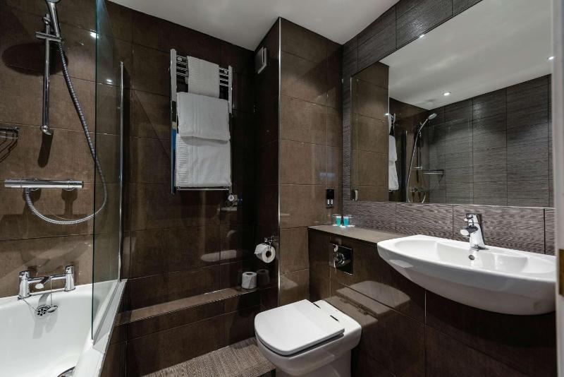 Superior Double Room image 2