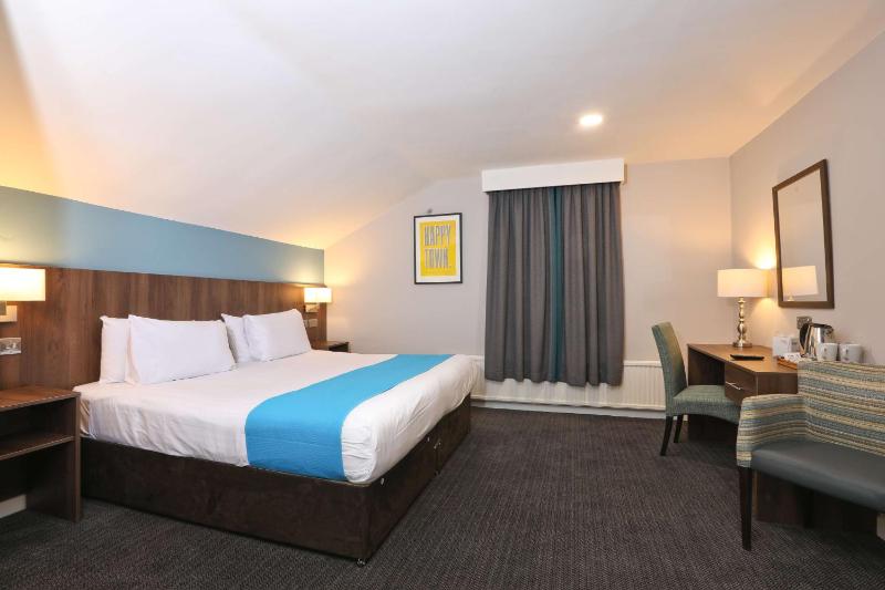 Standard King Room image 1
