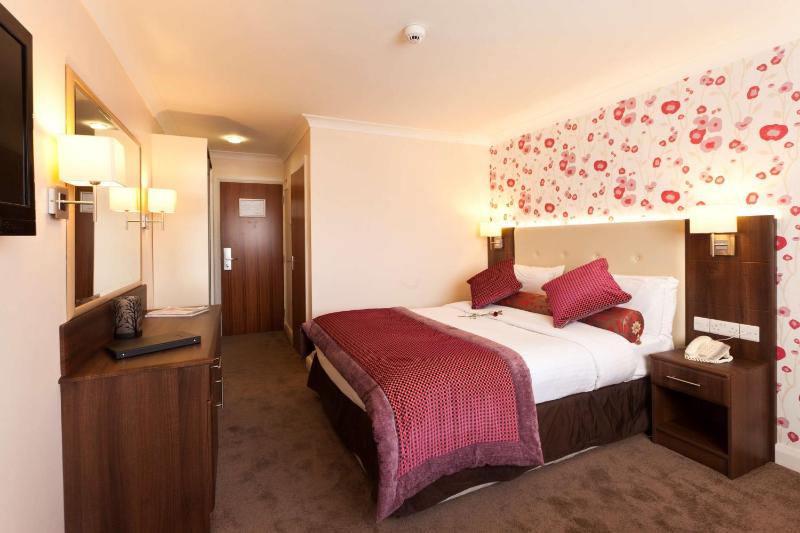 Double Room image 3