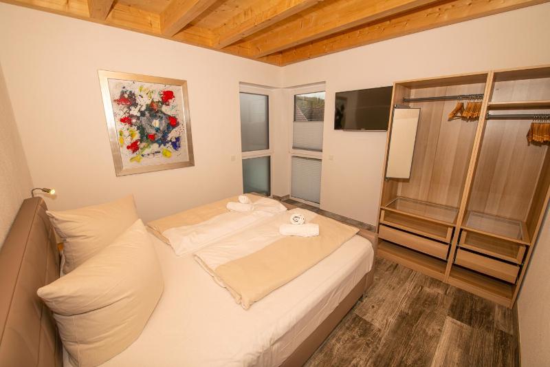 Junior Suite with Terrace image 1