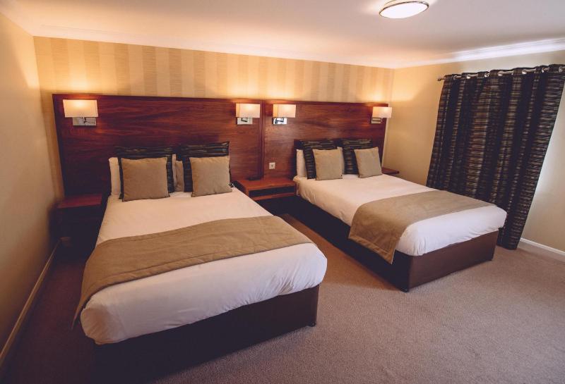 Double Room with Two Double Beds image 1