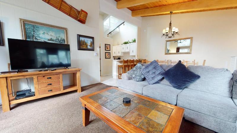 Four-Bedroom Apartment image 3