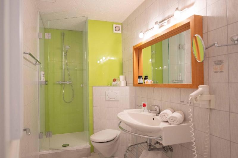 Suite with Mountain View image 4