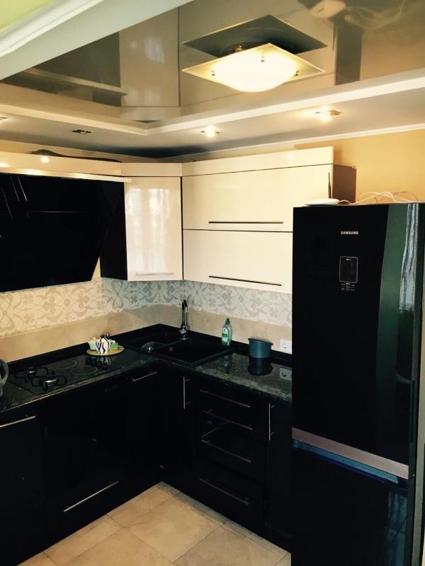 Triplex jacuzzi apartment - image 2