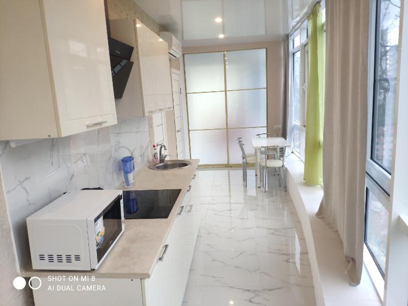 Apartment with Sea View image 2