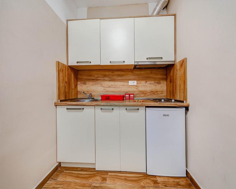Studio Apartment image 2