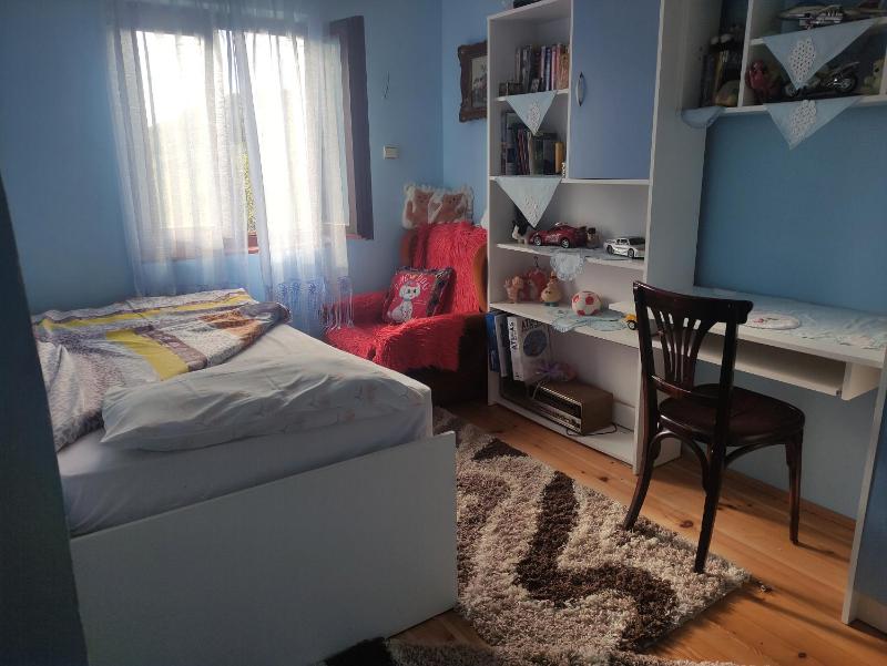 Single Room image 1