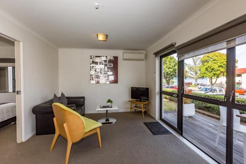 Le Chalet Suisse Motel Taupo - image 48