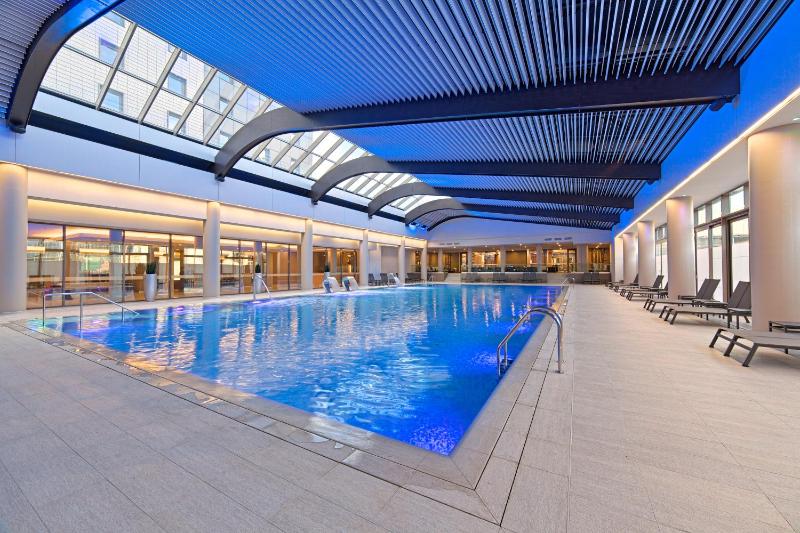 Ramada Plaza by Wyndham Bucharest Convention Center - image 7