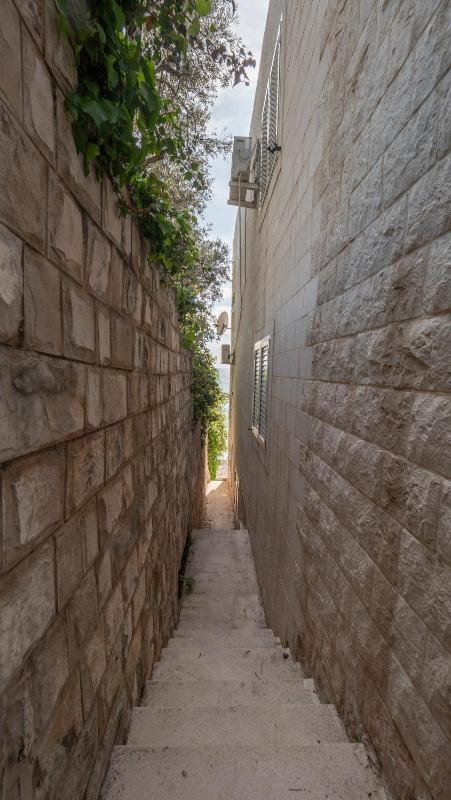 Apartment with Sea View image 4