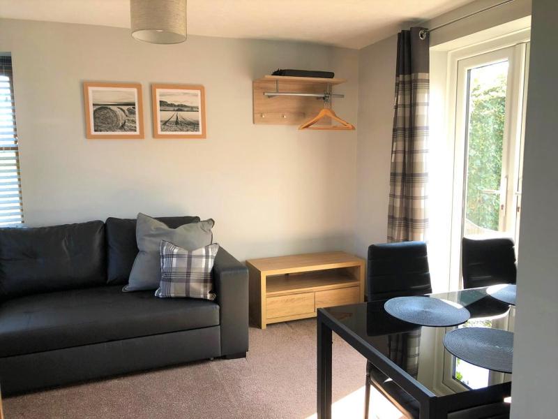 One-Bedroom House image 4
