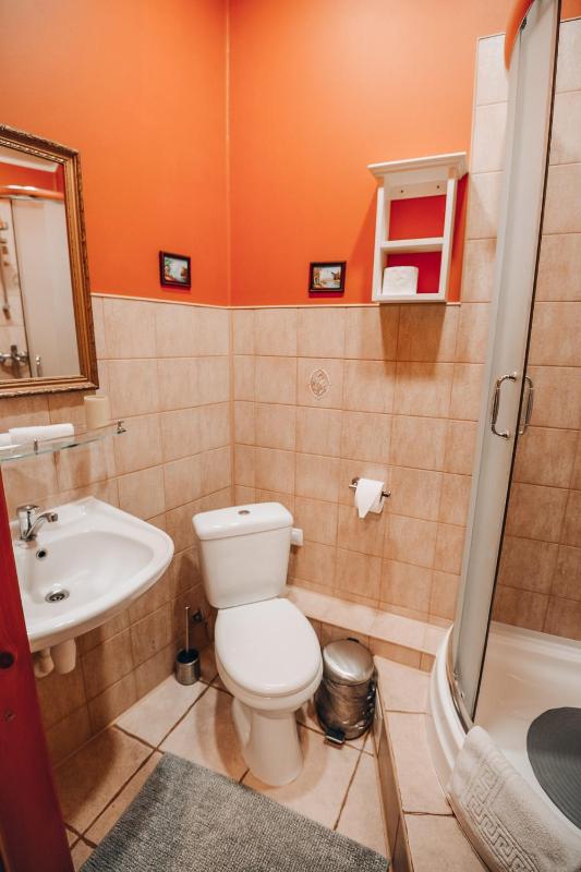 Standard Double Room image 2
