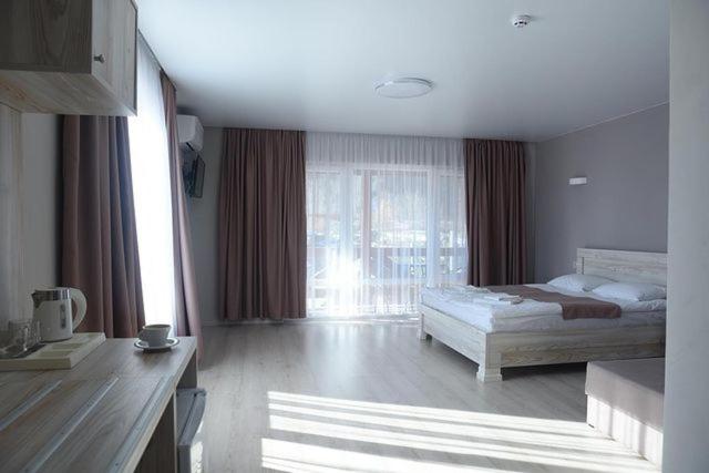Comfort Triple Room image 2
