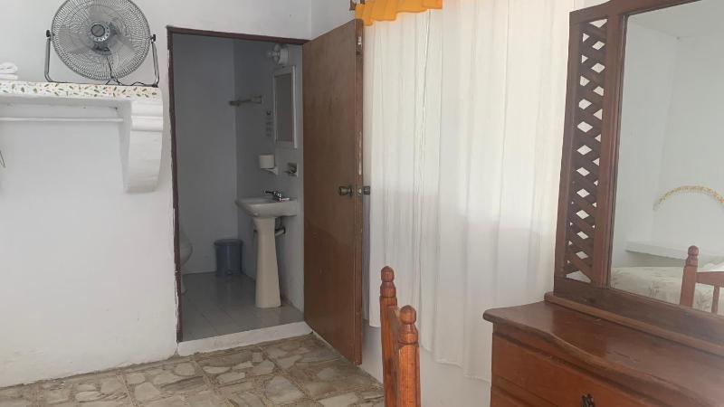 Quadruple Room image 2