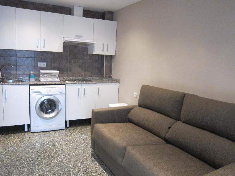 Apartamentos Abastos - image 1