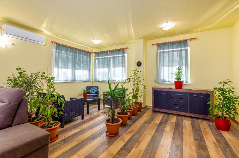 Apartmani Monte - image 34