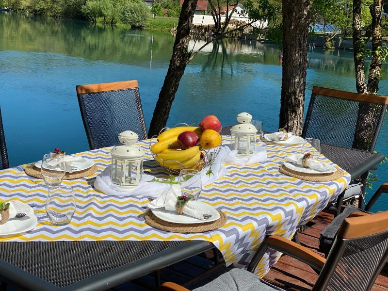 River Luxury House - image 4