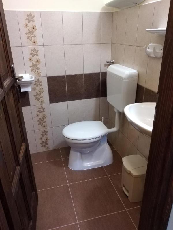 Two-Bedroom House image 2