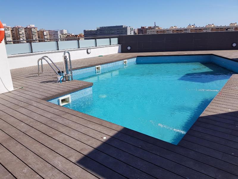 Central Premium Pool Terrace new - image 7