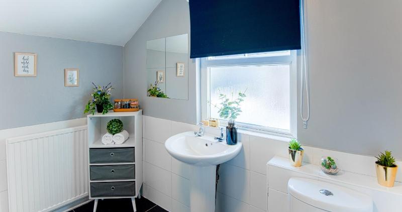 Apartment image 2