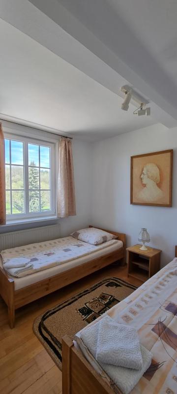 Large Double Room image 1