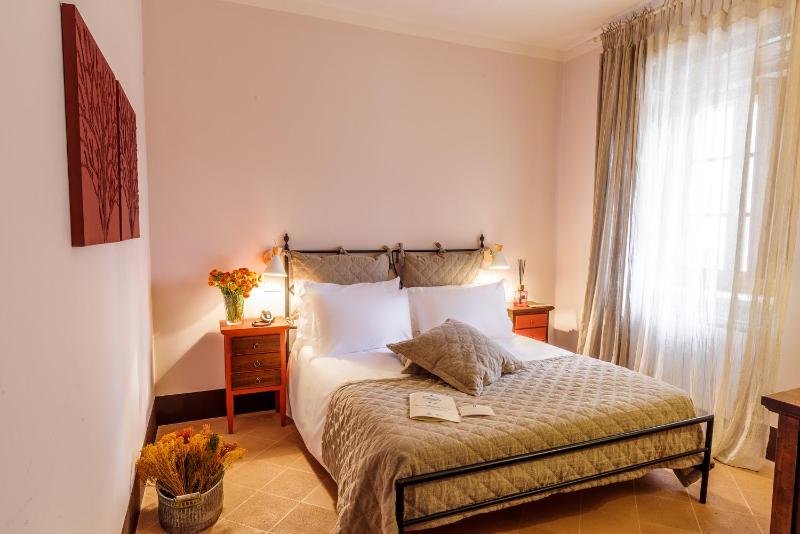 Standard Double or Twin Room image 2
