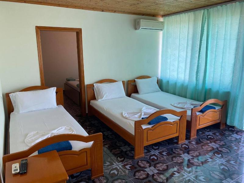 Apartment with Sea View image 4