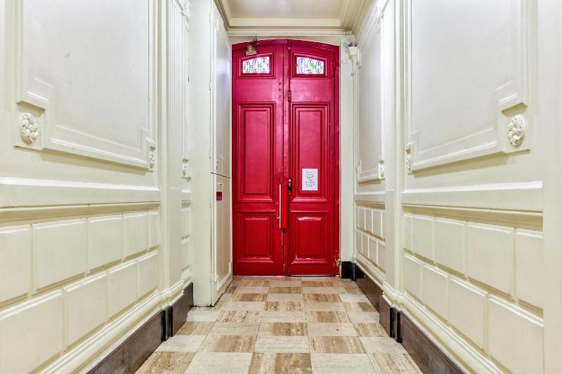 Superior Apartment image 4