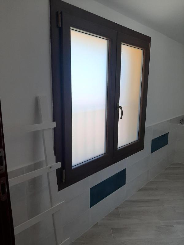 Standard Triple Room image 2