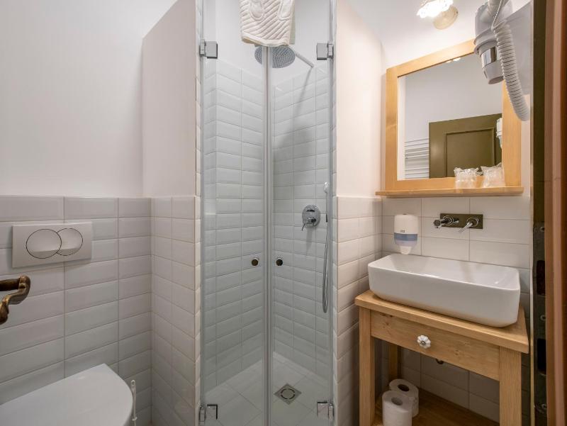 Two-Bedroom Apartment (Semi-basement) image 3