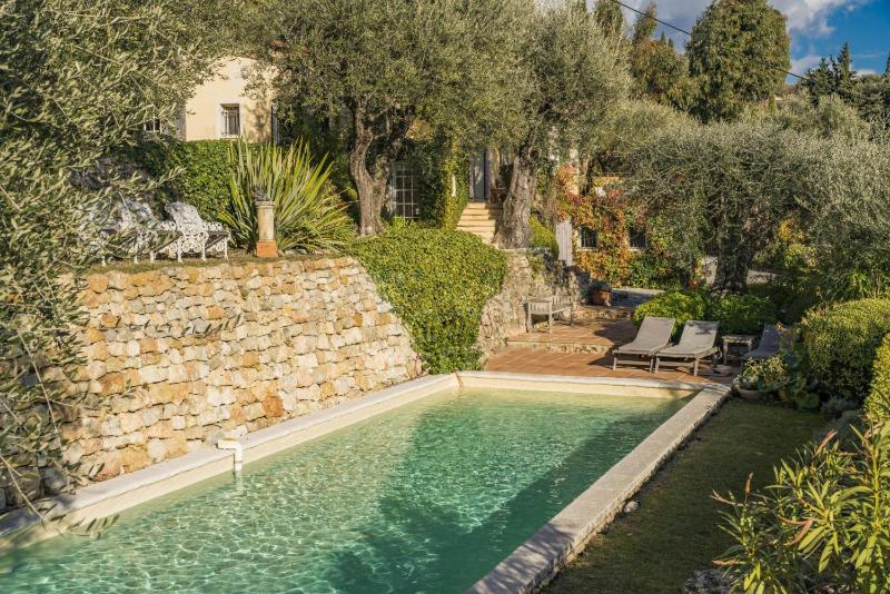 Villa with Private Pool image 4