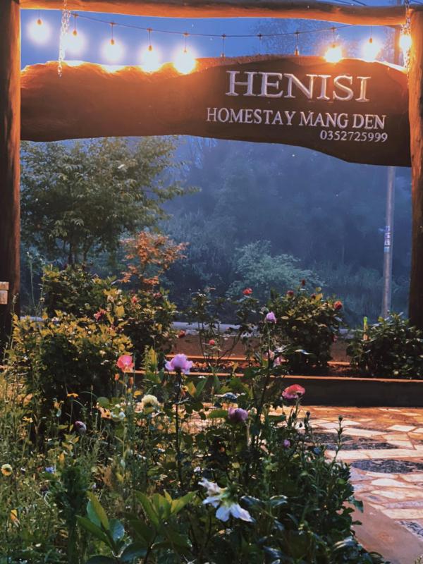 HeniSi Homestay Măng Đen Villa - image 7