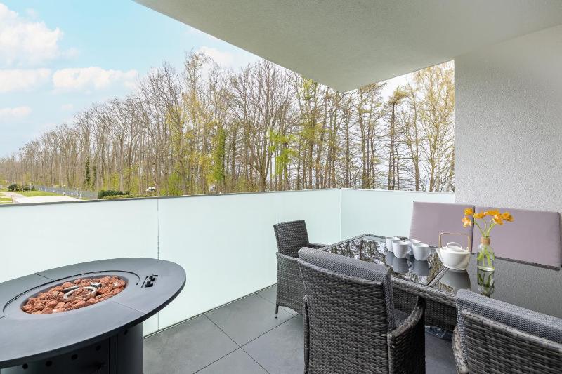 Platinium Apartment by Renters Prestige - image 9