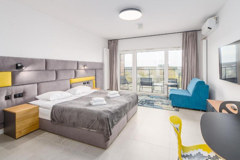 Aquamarina Prima SEASIDE Apartments by the Beach by Noclegi Renters - image 15