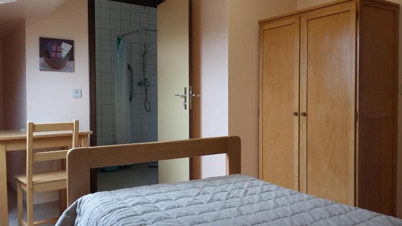 Standard Single Room with Shower image 1
