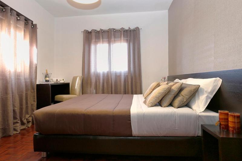 Three-Bedroom House image 4